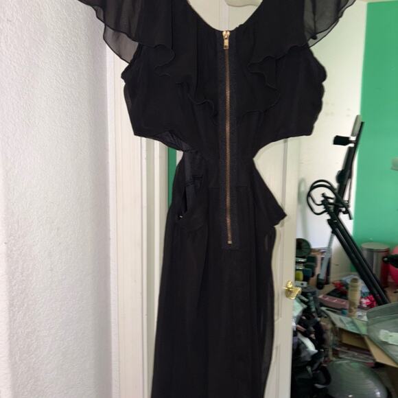 Speechless Black Off the Shoulder Midi Sundress - Picture 2 of 3